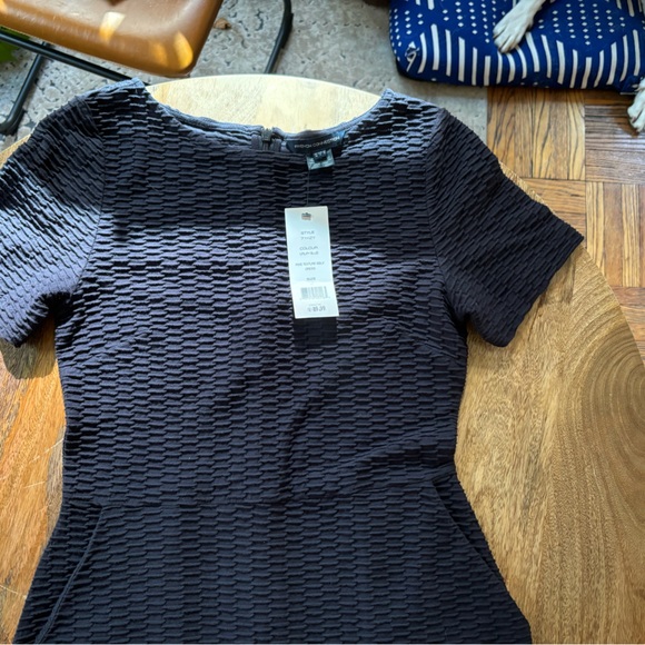 French connection short sleeve dress NWT - Picture 4 of 4